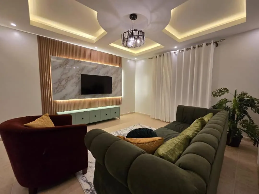 Zennith Luxury Guest Rooms Ntinda 坎帕拉 公寓